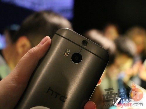 HTC One M8t 