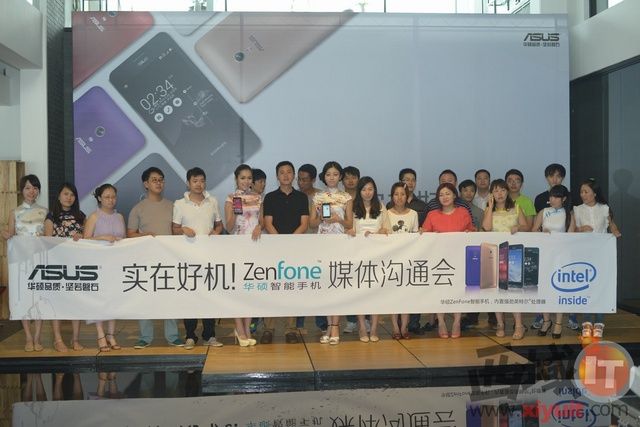 ع鱾 ֡ ˶ZenFoneֻý幵ͨɶվ 