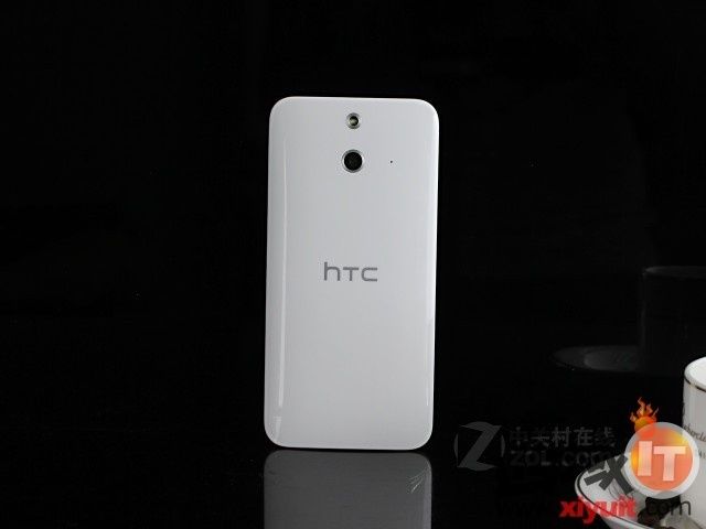 ͺ HTC oneʱаۼ2599Ԫ 