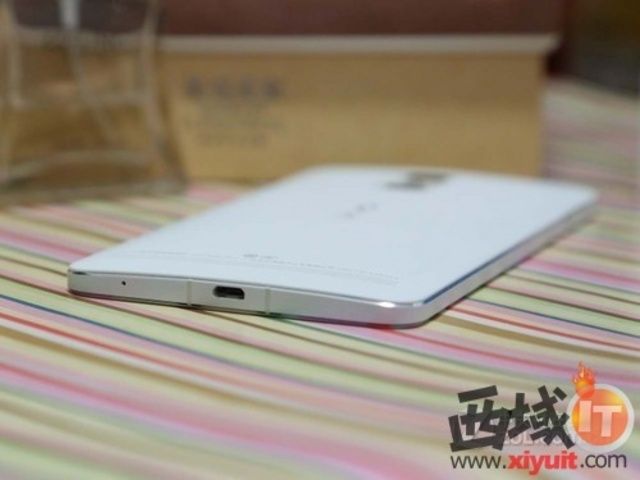 ƶ4G ɶvivo Xplay 3S2800Ԫ 