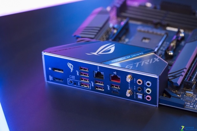ʬģʽ ˶X570ApexӢ 